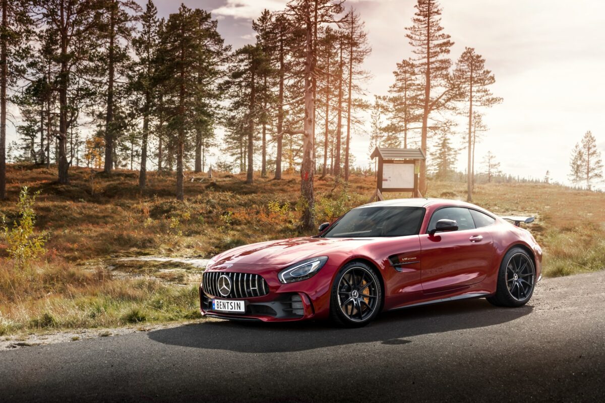 Top 10 Premium Cars For Rent